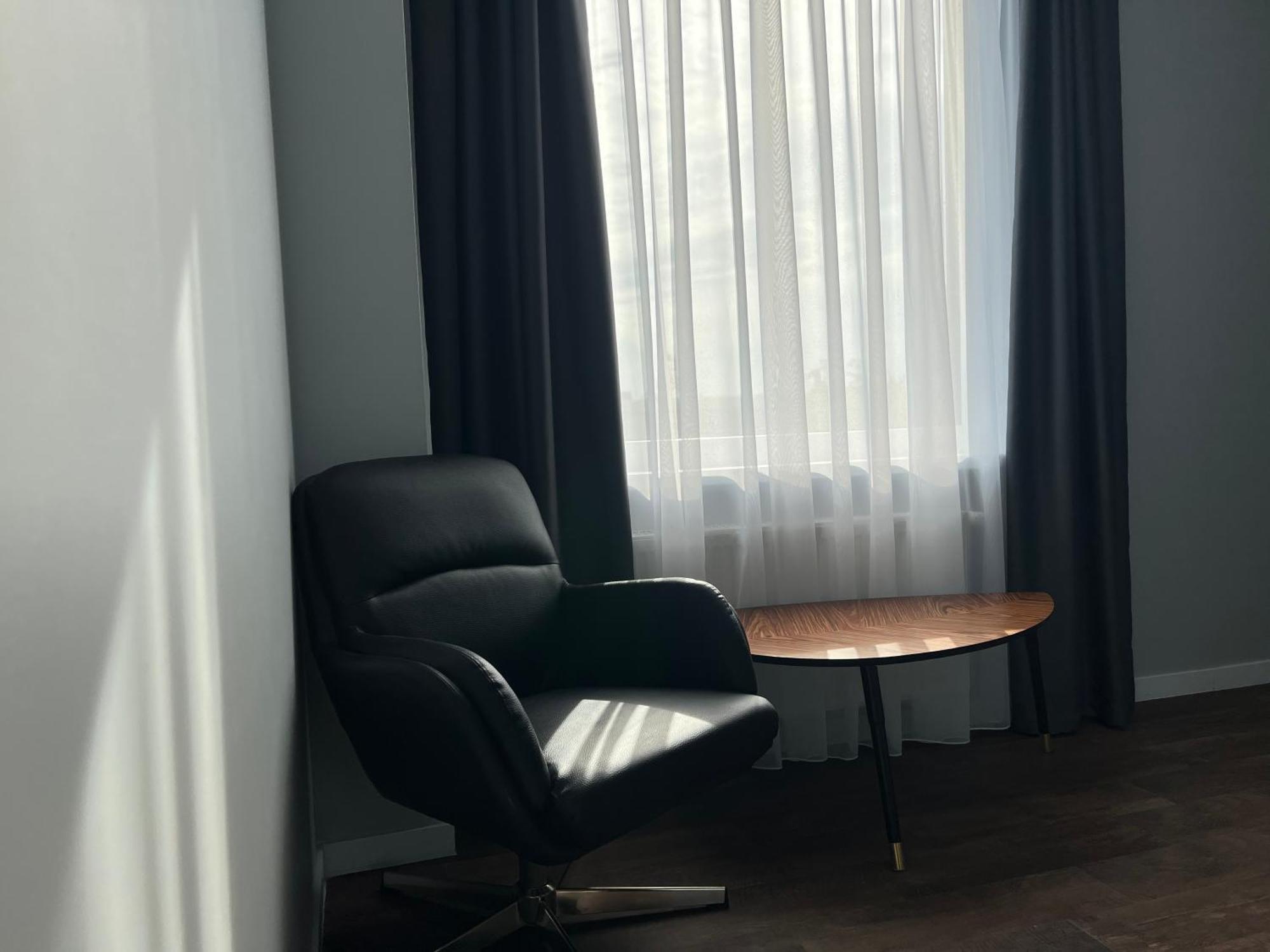 Luna Self Check-In Hotel Klaipėda Extérieur photo